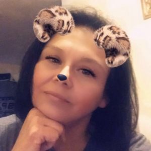 Meet your Posher, Claudine